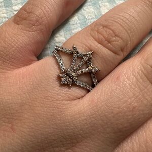 Trident gemstone ring